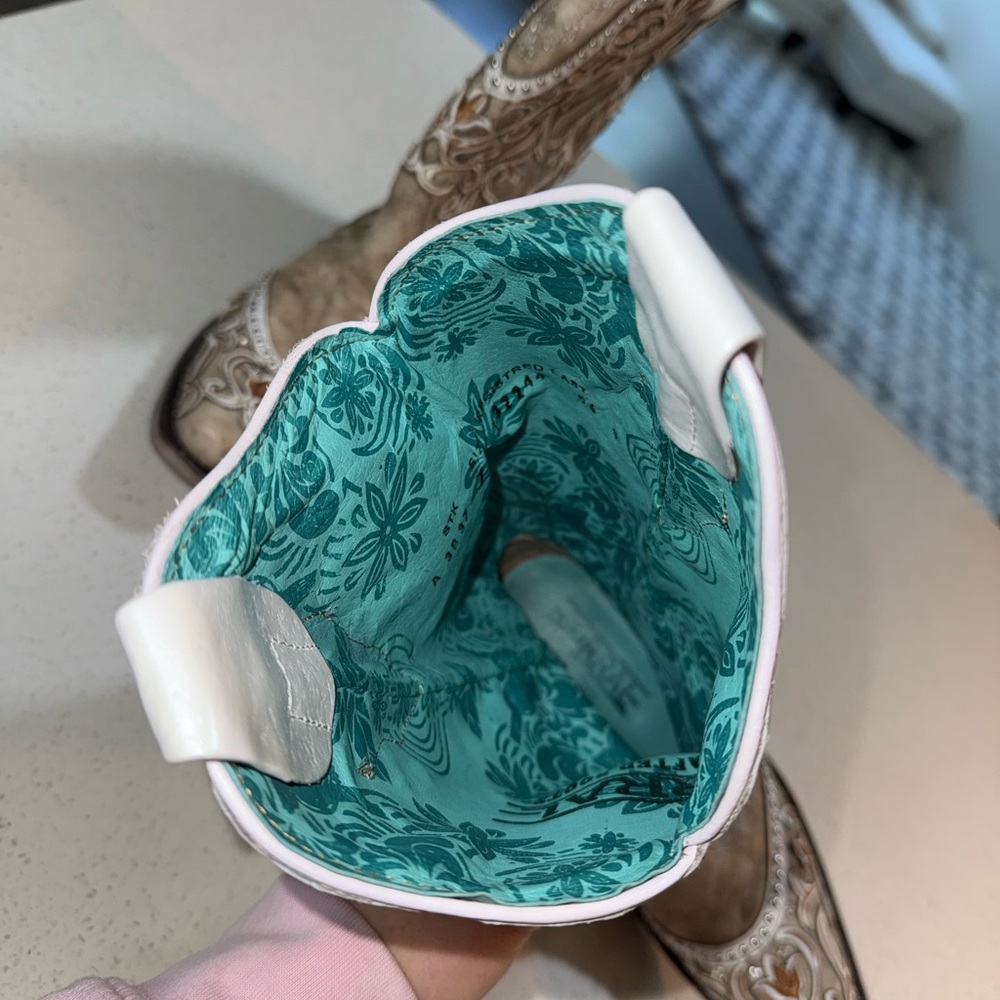 Corral Cream And Brown Embroidered Heeled Boots - image 7